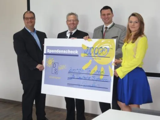 Bild: Startschuss für die DS hilft! 20.000 € für soziale Zwecke im Landkreis Schwandorf