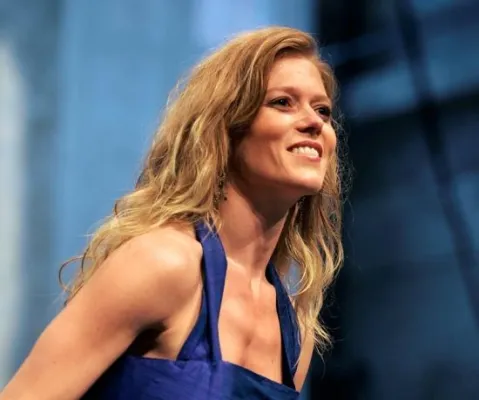 Bild: Barbara Hannigan singt „Pli selon pli“ unter Pierre Boulez - Europa-Tournee vom 5. September bis 2. Oktober