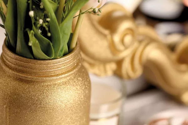 Bild: Funkelnde Effekte - Glitzerfarben von Rust-Oleum