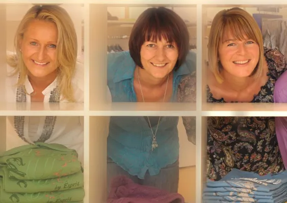 Erfolgreiche Eröffnung des neuen Mainburger Kinder- und Umstandsmodenfachgeschäftes „Younsgters“ Bild: Erfolgreiche Eröffnung des neuen Mainburger Kinder- und Umstandsmodenfachgeschäftes „Younsgters“