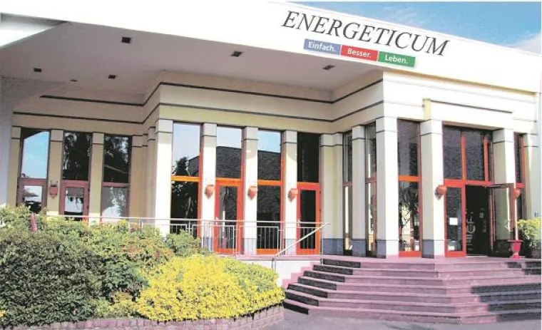 Bild: Gegrilltes Hühnchen mit feurigem Kichererbsen-Ragout