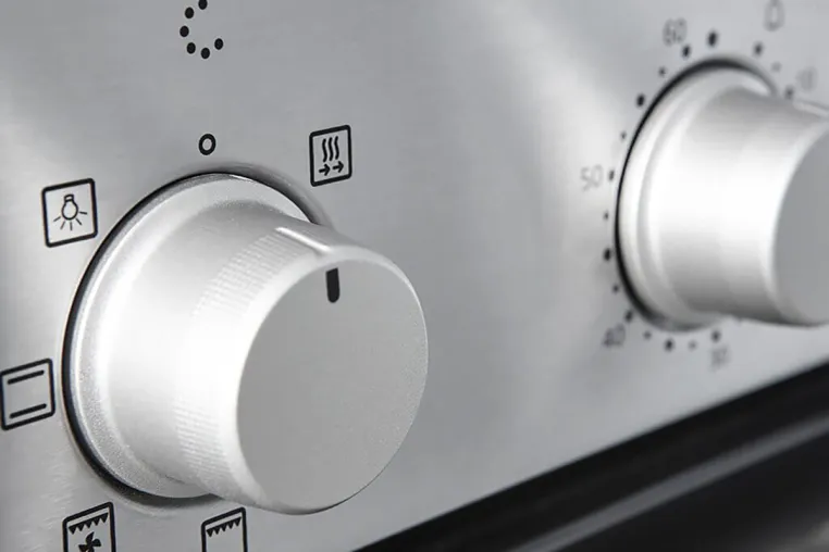 Bild: Optical HC - Eine neue Ära für Frontplatten und Bedienblenden
