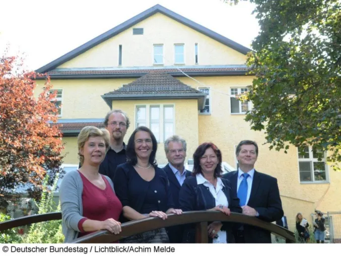 Bild: Mitglieder des Bundestages besuchen Kinderhospiz