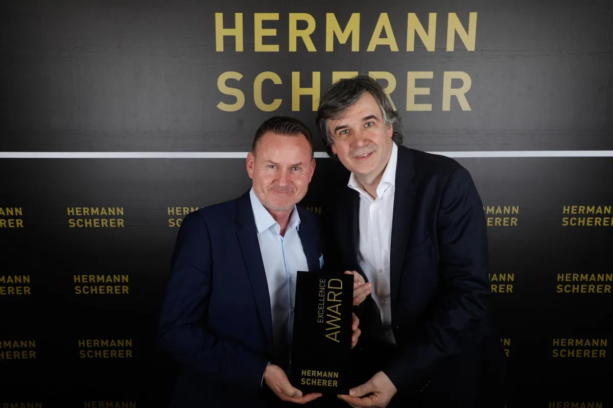 Klaus Stöckert Gewinner des Impuls Excellence Award mit Hermann Scherer