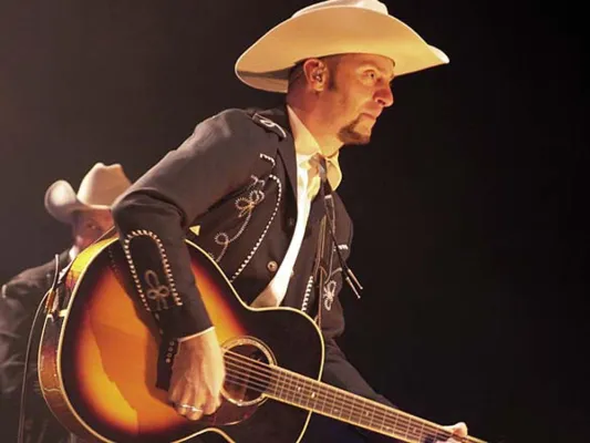 Bild: Entflammte Leidenschaft mit Steelguitar und Westernsong: Texas Lightning Konzert am 29. März in Zell am See