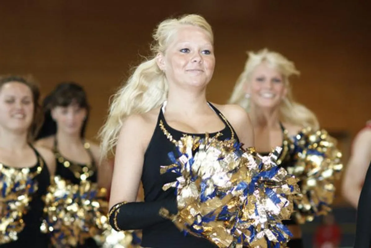 Das Danceteam der BERLIN BASKETS