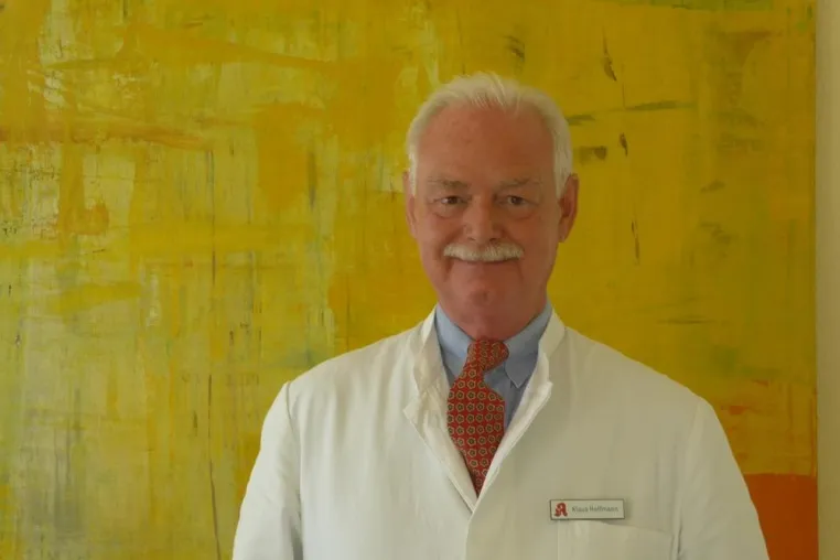 Bild: Erweiterung des Solinger-Gesundheitsteams: Apotheker Klaus Hoffmann übernimmt die Scarabäus Apotheke
