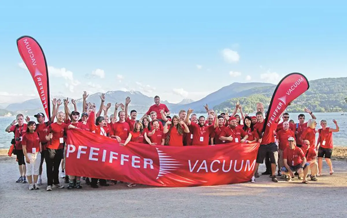 Das französisch-deutsche Team von Pfeiffer Vacuum nimmt erfolgreich an World Corporate Games teil