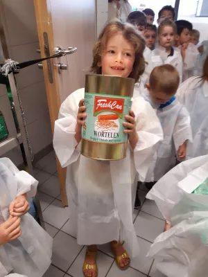 Bild: Gesundes Essen aus großen Töpfen