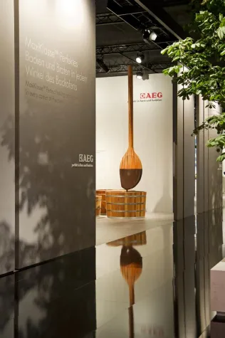 Dreidimensionaler AEG Relaunch auf der IFA und Küchenmeile A30 Bild: Dreidimensionaler AEG Relaunch auf der IFA und Küchenmeile A30