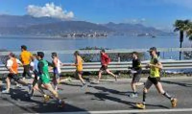 Bild: Laufen mit Panorama: Lago Maggiore Marathon