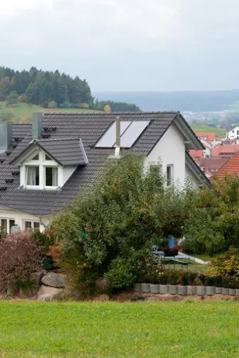 Heizungsmodernisierung senkt Energiekosten Bild: Heizungsmodernisierung senkt Energiekosten