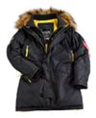 Bild: Eis und Schnee treffen auf trendigen Winterlook: die neuen Cold Weather Jackets von Alpha Industries
