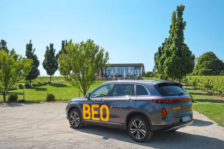 Siebenstellige Summe investiert: ELARIS AG beteiligt sich am Online-Marktplatz autohelden.com Bild: Siebenstellige Summe investiert: ELARIS AG beteiligt sich am Online-Marktplatz autohelden.com