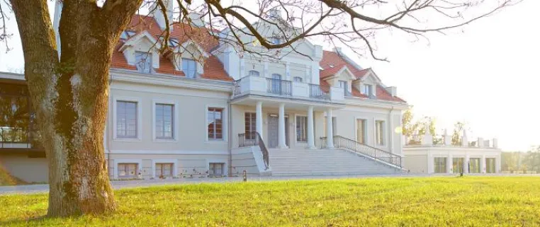 Bild: Erstklassiges Wellnesshotel Herbarium am Chomiaskie-See: Wellnessangebote exklusiv bei Polen-Wellnessurlaub.de
