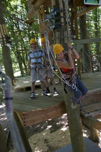 Bild: Saisonstart im größten Kletterwald der Hauptstadtregion: Abenteuerpark Potsdam eröffnet zwei neue Parcours