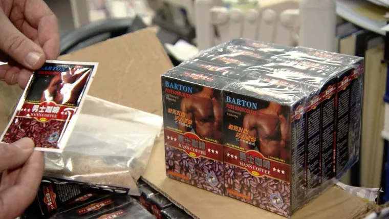 RTL-Reportage: Schwarzer Tag für Schmuggler! Die größte Razzia der Welt Bild: RTL-Reportage: Schwarzer Tag für Schmuggler! Die größte Razzia der Welt