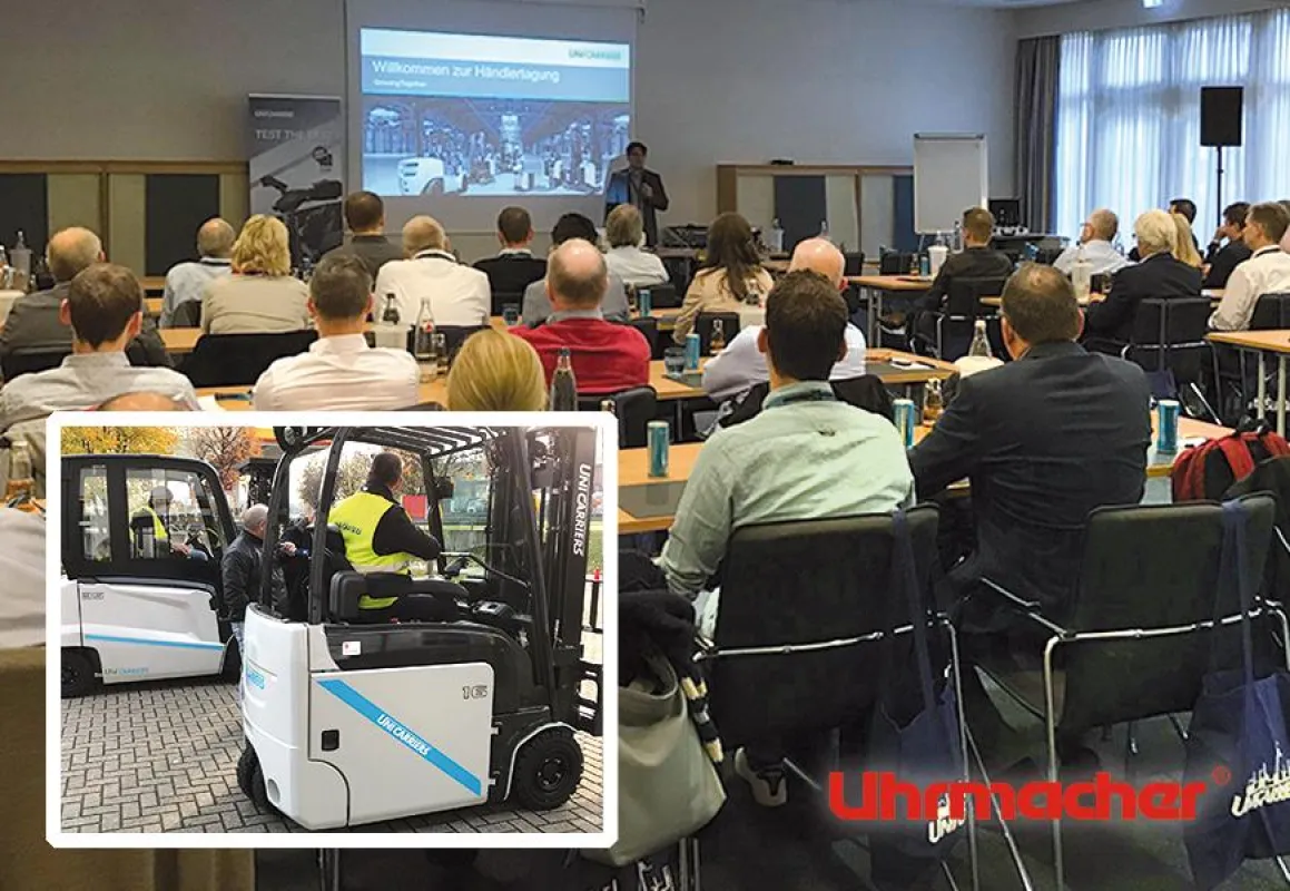 Interessierte Teilnehmer der Händlertagung von UniCarriers in Oberhausen.