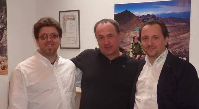 Bild: Start frei zum gemeinsamen Erfolgsweg: Coco Weltweit Reisen und Jedek Reisen