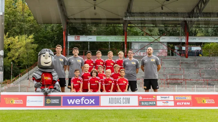 Bild: Trikots für den Fußballnachwuchs- Seeger wird Trikotsponsor von 4 Nachwuchsmannschaften des 1. FC Union Berlin