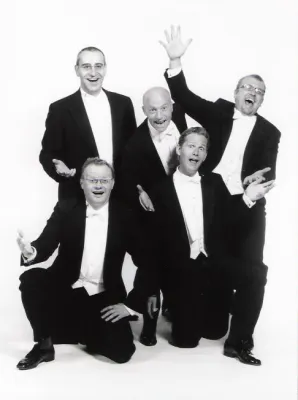 Bild: HARMONIA VOCALIS - Ohne alles, mit viel Spaß