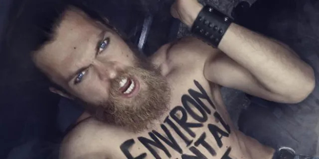 Bild: DIE „ECO-WARRIOR“ IM SCHEINWERFERLICHT DER REPLAY KAMPAGNE LASERBLAST L.I.F.E.