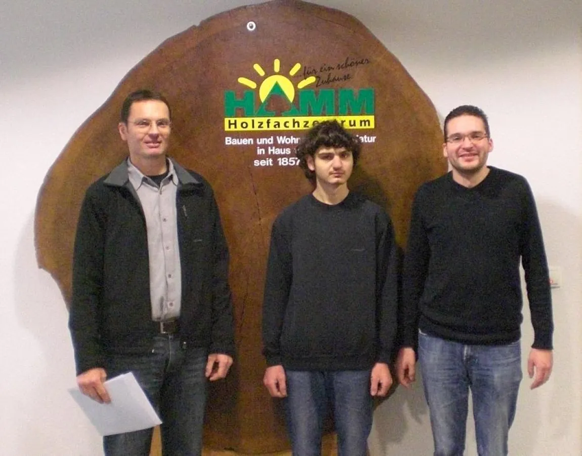 Von links nach rechts: Gerald Kadelbach(FAW), Cem Karagaac, Hr. Carsten Hamm-Jertz (Geschäftsführer)