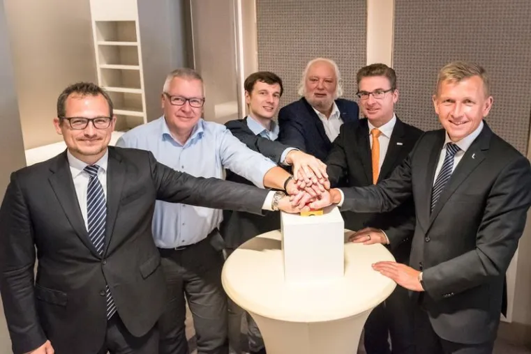 Digital Hub Initiative: Strategische Partner arbeiten an der Infrastruktur der Zukunft Bild: Digital Hub Initiative: Strategische Partner arbeiten an der Infrastruktur der Zukunft