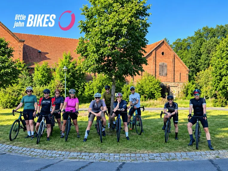 Bild: 100 % GRAVEL-ABENTEUER: LITTLE JOHN BIKES UND DIE LJB FEMMES LADEN IN DRESDEN ZUM RIDE