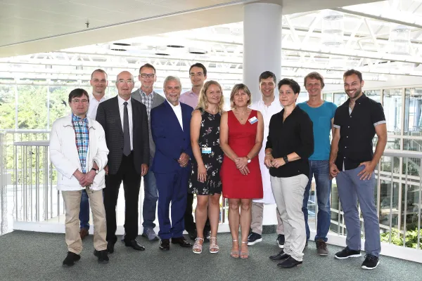 Bild: Antimikrobiell wirksame Oberflächenbeschichtung am UKR entwickelt