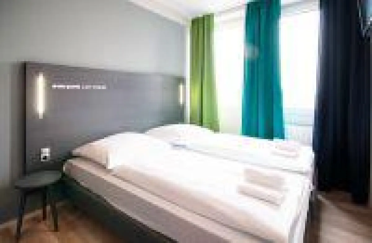 © A&O HOTELS and HOSTELS Holding AG; Doppelzimmer