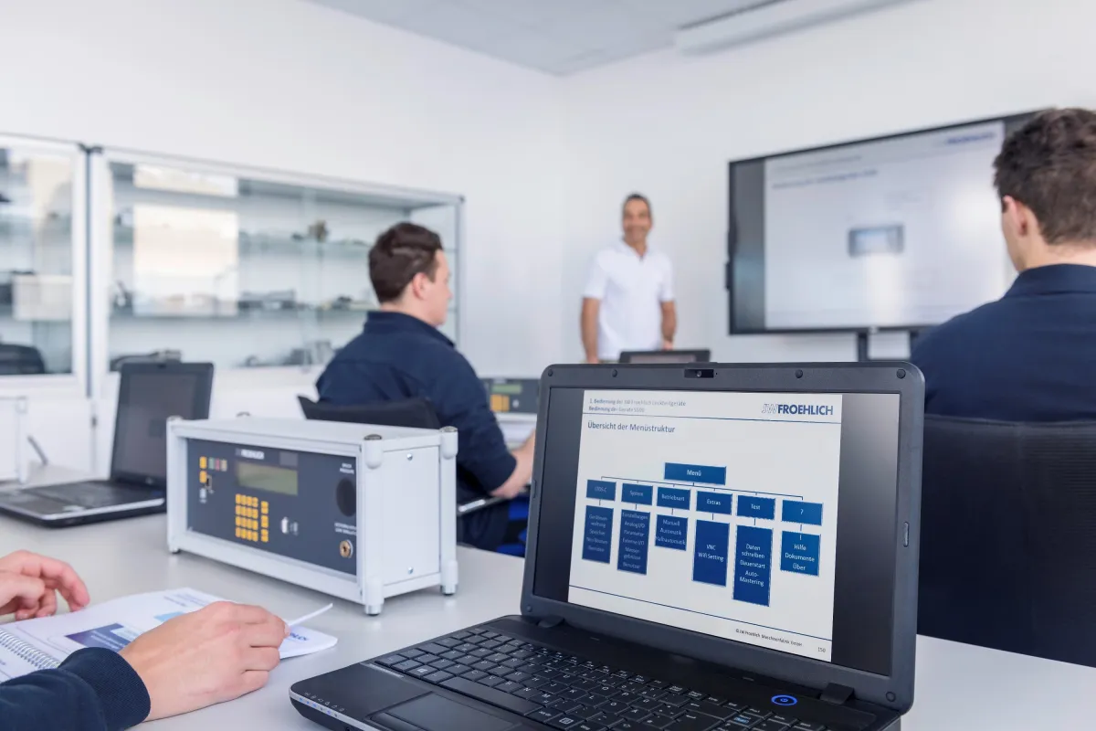 Seminar bei JW Froehlich Maschinenfabrik GmbH (© Andreas Körner - bildhübsche fotografie)