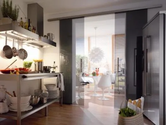 Agile 150 Dormotion - die Glasschiebetür mit neuem Öffnungs- und Schließmechanismus. Mehr Sicherheit / Komfort Bild: Agile 150 Dormotion - die Glasschiebetür mit neuem Öffnungs- und Schließmechanismus. Mehr Sicherheit / Komfort