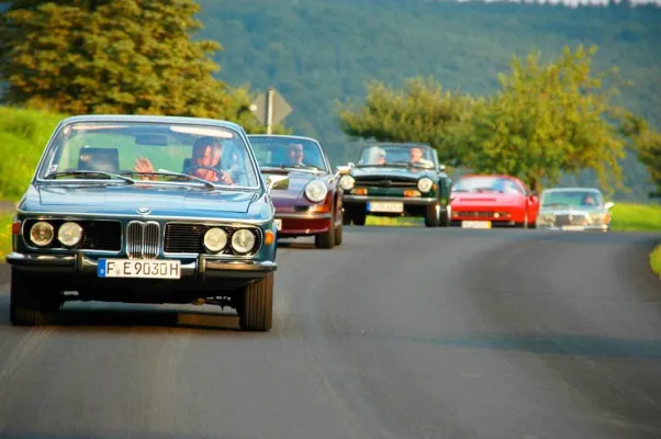 Bild: Hupen statt Liken: Start frei für LexiCar.de