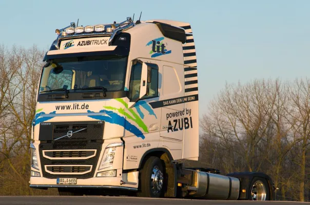 Bock auf Ausbildung: L.I.T. schafft Lkw nur für Nachwuchskräfte an Bild: Bock auf Ausbildung: L.I.T. schafft Lkw nur für Nachwuchskräfte an