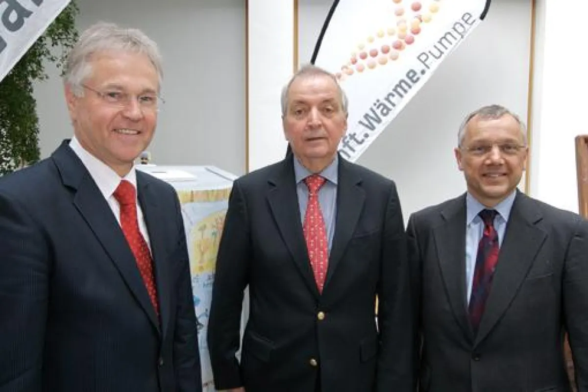 Freuten sich über den gelungenen Auftakt der Aktionswochen: Paul Waning, Vorstandsvorsitzender des BWP, Schirmherr Prof. Dr. Klaus Töpfer und Ludger Kämpfer, Geschäftsführer der Firma Tecalor.
