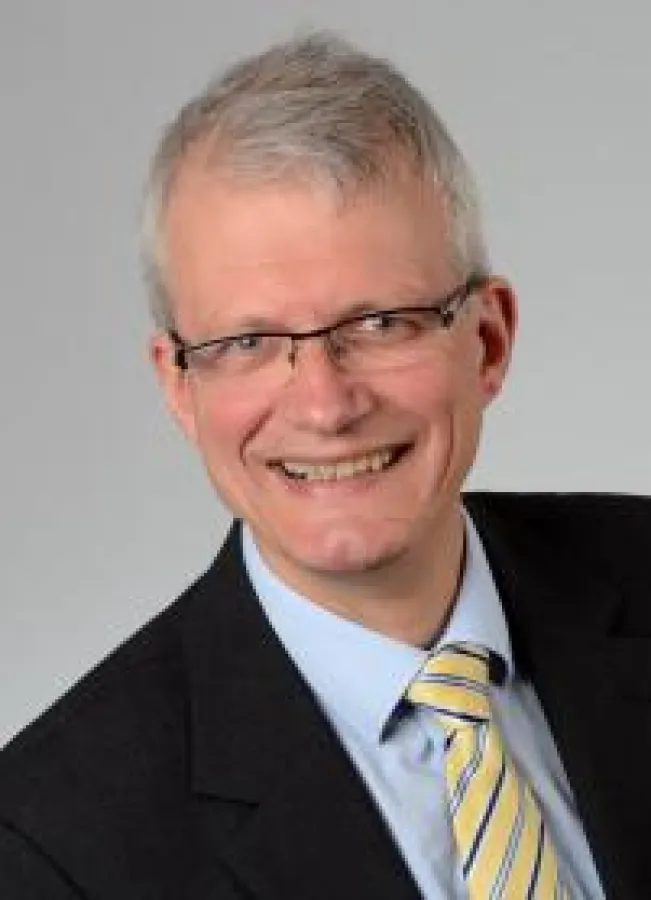 Dr. Jochen Riebensahm - Personalberater AGRI-associates