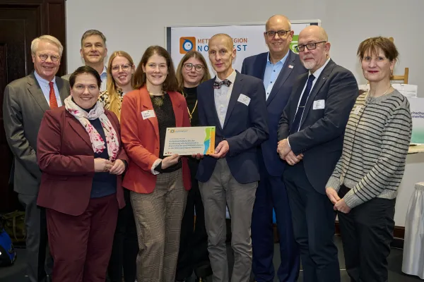 Risikobewertung für Ammoniak-Bunkerung im Hafen Bild: Risikobewertung für Ammoniak-Bunkerung im Hafen