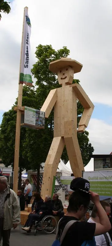 Der Holz-Riese von Sander Haus. Quelle: Sander Haus.