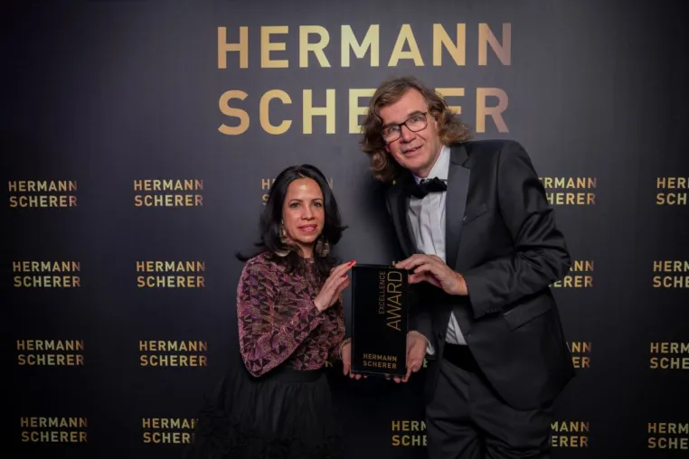 "Stress ist geil!" - Lisandra Rodriguez gewinnt Silent Speaker Battle und Speaker Experte Award Bild: "Stress ist geil!" - Lisandra Rodriguez gewinnt Silent Speaker Battle und Speaker Experte Award