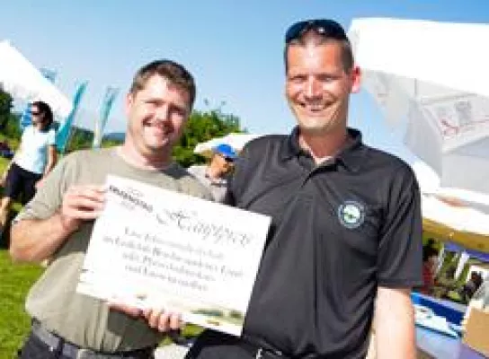 Golf-Erlebnistag lockt 200 Neugierige auf den Platz Bild: Golf-Erlebnistag lockt 200 Neugierige auf den Platz