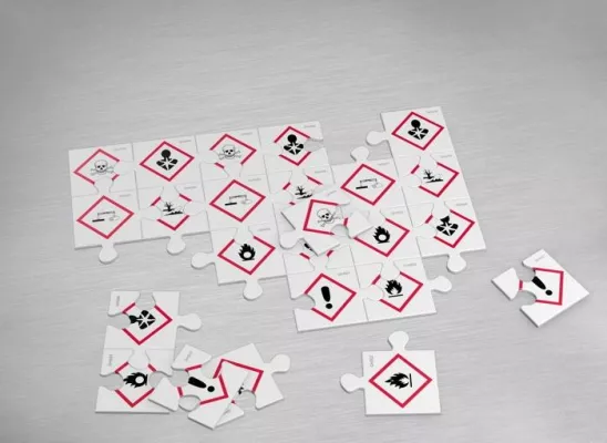 Bild: Prüfung Bauschaum