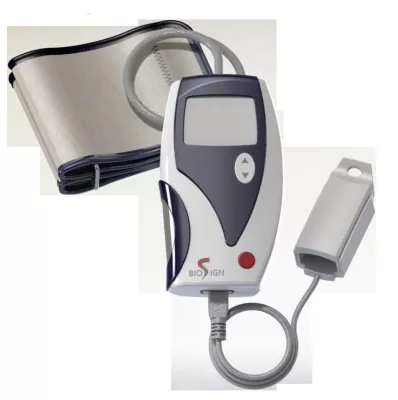 Bild: Medica Weltpremiere: HealthCare-Monitor Pulsewave® MAX und Healthanywhere™-Lösung zum Patientenmonitoring