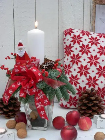 Bild: Bezaubernde Kerzen-Dekos zum Nikolaustag am 6.Dezember