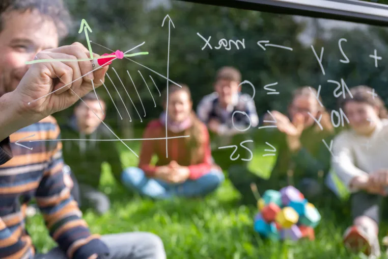 Daten- und Mathe-Kompetenz für Engineering und Wirtschaft: Zwei Neue Master an der TU Bergakademie Freiberg Bild: Daten- und Mathe-Kompetenz für Engineering und Wirtschaft: Zwei Neue Master an der TU Bergakademie Freiberg