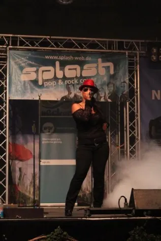 Bild: Splash rockten das Neckarblühen 2011