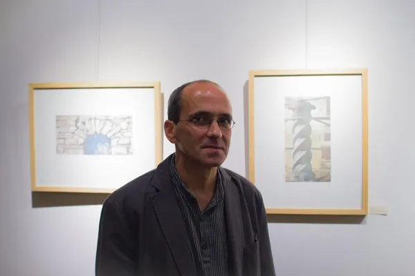 Bild: Komplexe Druckgrafiken von Thomas Hadelich auf dem Wernigeröder Campus zu bestaunen