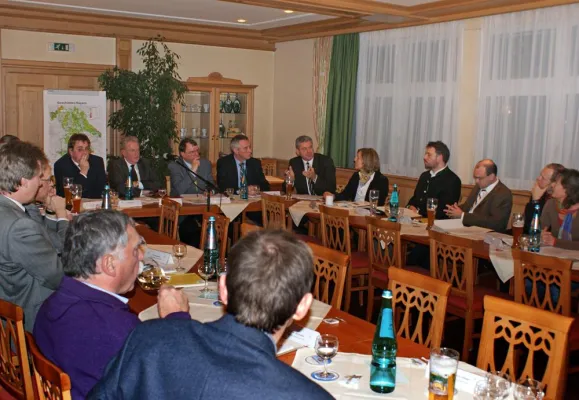 Bild: „Die Landes- und Regionalplanung ist unverzichtbar für die sichere Versorgung mit Rohstoffen in Bayern“