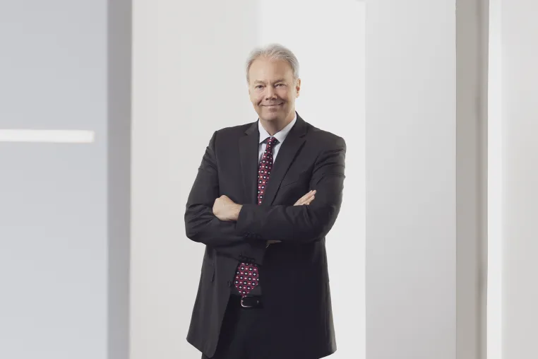 Daniel Donaheys neuer Wirtschaftsroman „The Quest to Save ABC Manufacturing“ Bild: Daniel Donaheys neuer Wirtschaftsroman „The Quest to Save ABC Manufacturing“