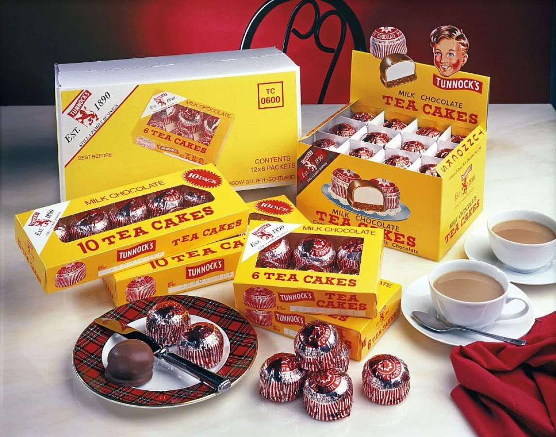 Eine TLM-Verpackungsmaschine verpackt die gesamte Produktpalette der Tunnock’s Tea Cakes